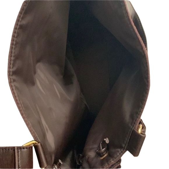 Brand new set of bag and wallet exclusively made for Bloomingdales. Brown - Picture 5 of 9